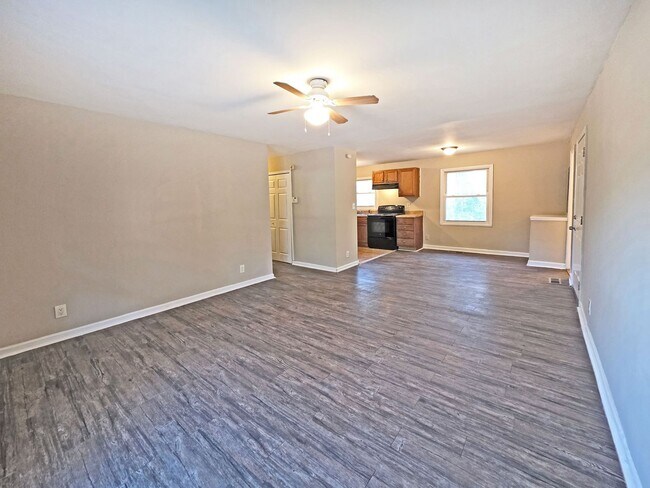 Building Photo - Updated 3-Bedroom Ranch Backing to Swann Nature Preserv