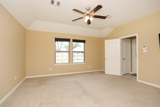 Building Photo - 6615 Goldspier St