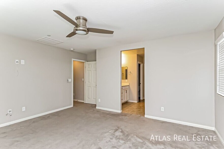 Building Photo - 9263 Moonlight Nest Ln