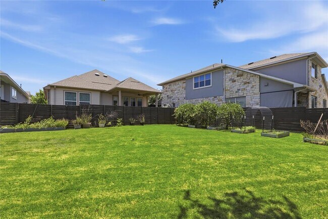 Building Photo - 7220 Poulain Dr
