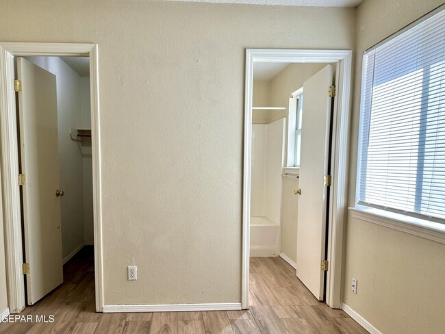 Building Photo - 12408 Tierra Maria Ct