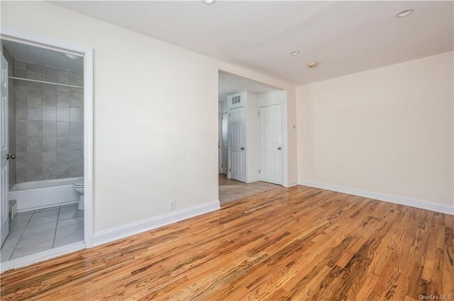 1916 Palmer Ave - 1916 Palmer Ave Larchmont NY 10538 | Apartment Finder