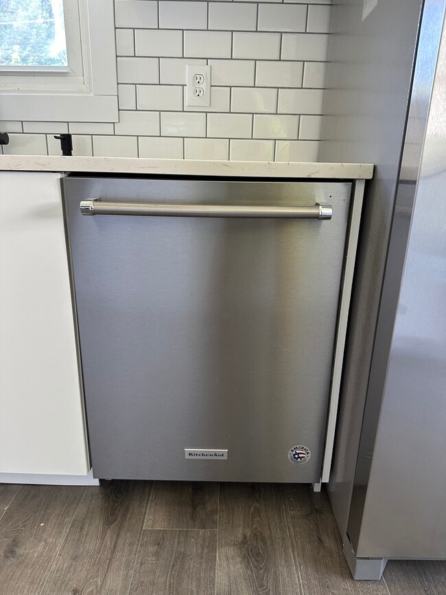 KitchenAid Dishwasher - 240 W 8th Ave