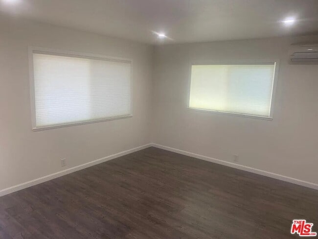 Building Photo - 109 Sierra Dr