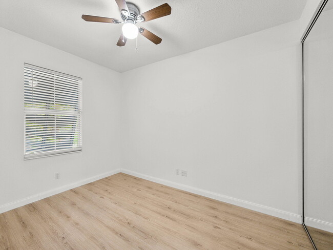 Building Photo - 3119 E Community Dr
