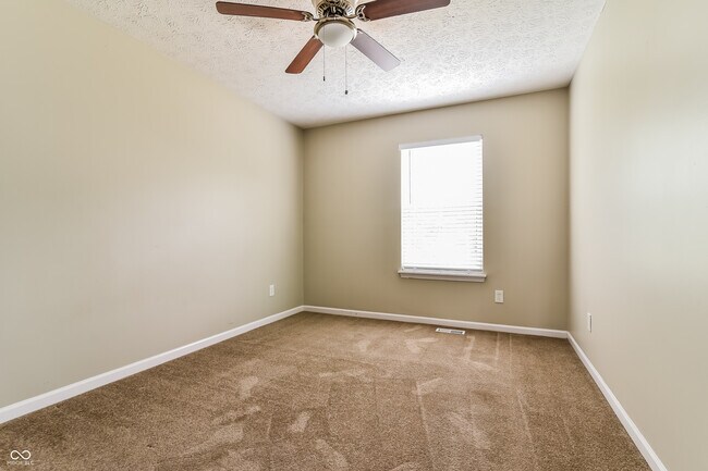 Building Photo - 12218 Van Spronsen Ct