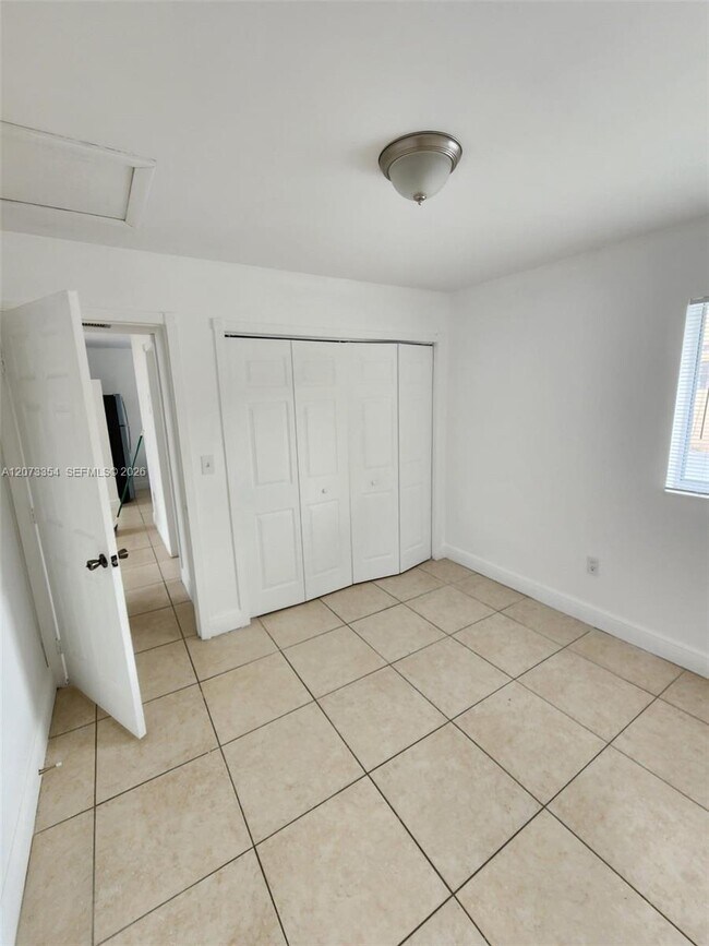 Building Photo - 2770 W 61st Pl