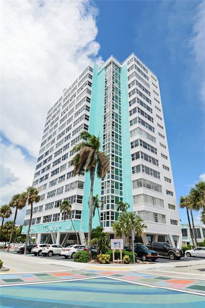 Building Photo - 3003 Terramar St