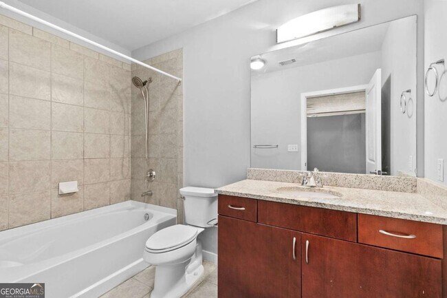 Building Photo - 400 W Peachtree St NW