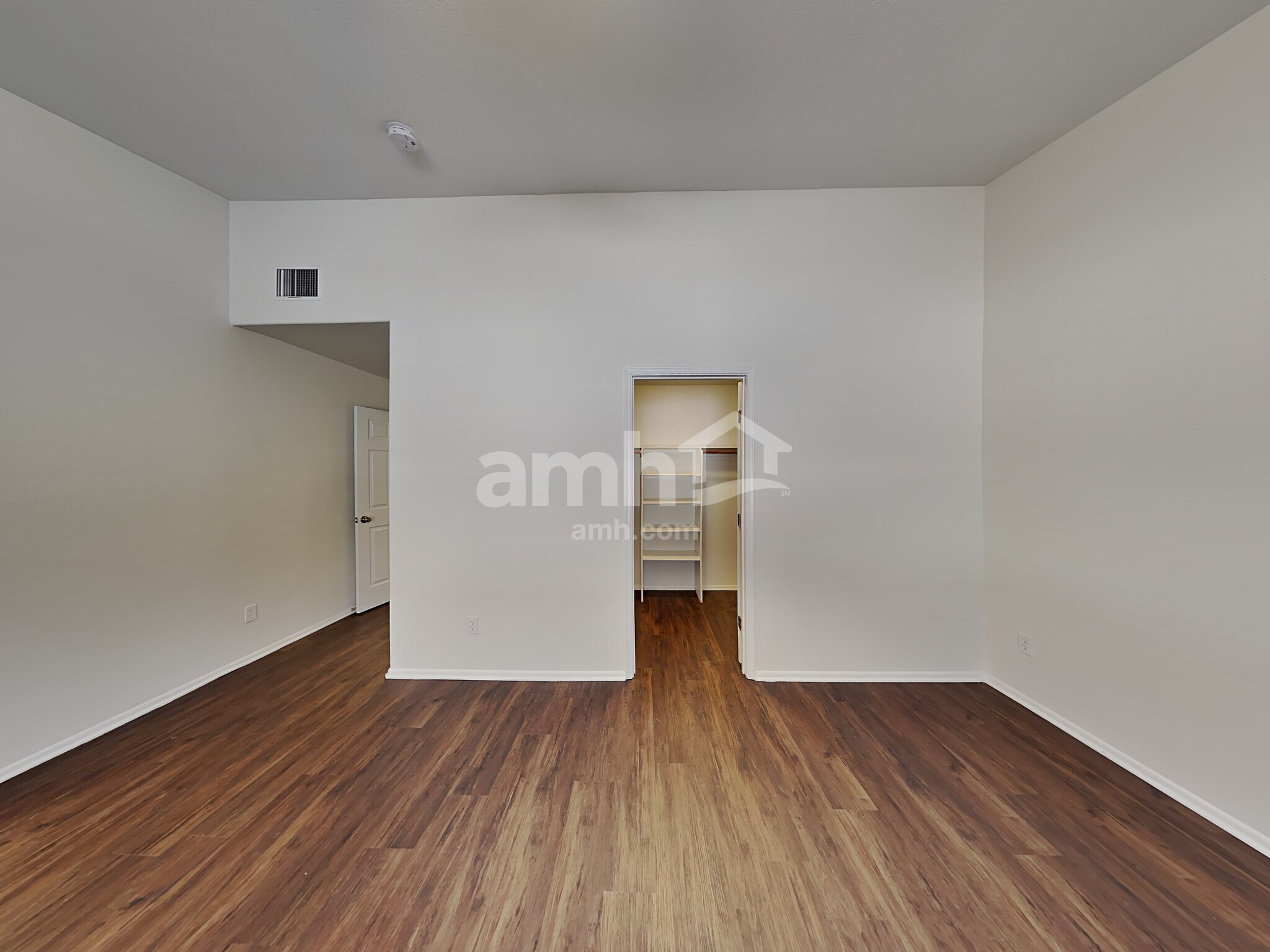 Building Photo - 7975 S New Abbey Dr