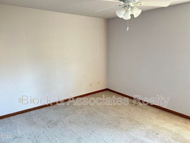 Building Photo - 4401 Bleeker Ct