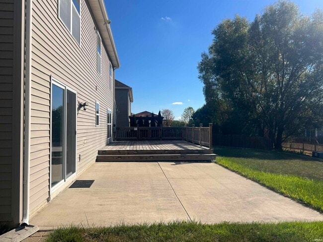 Building Photo - 8611 Springberry Dr
