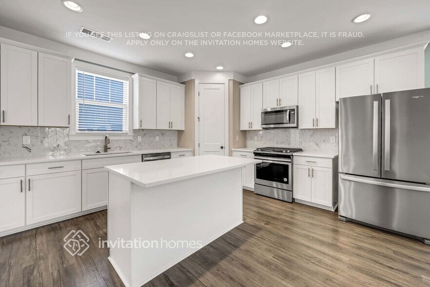 Building Photo - 267 Founders Ln