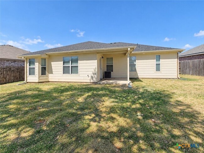 Building Photo - 3610 Del Mar Ct