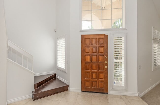 Building Photo - Beautiful Updated Home in Reche Canyon