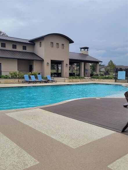 Building Photo - 121 Tall Grass Dr