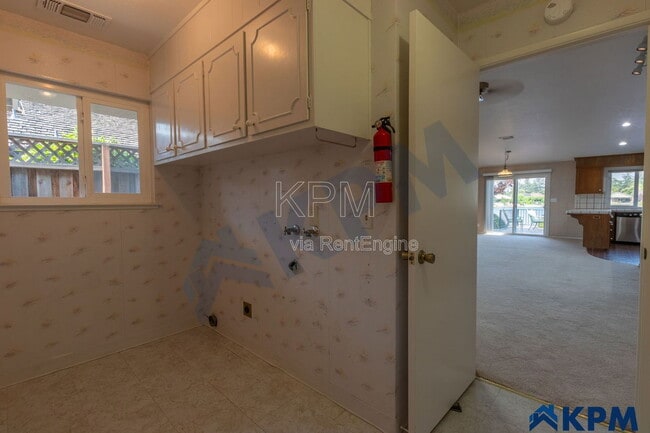 Building Photo - 4134 Fort Donelson Dr