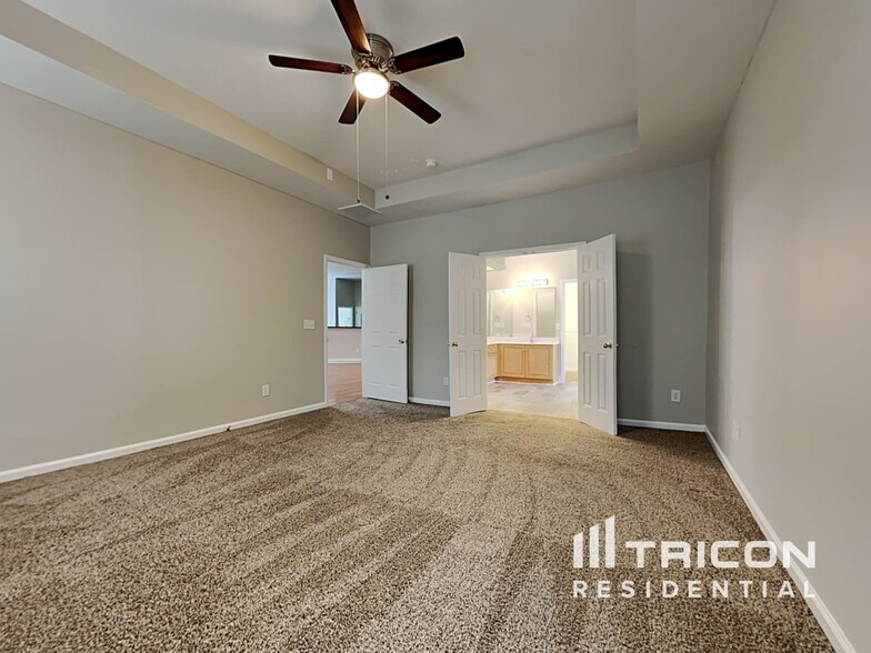Building Photo - 123 Hearthwood Cir