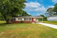 Building Photo - 815 Julianne Dr
