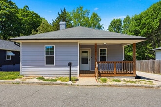 Building Photo - 546 Baltimore Dr