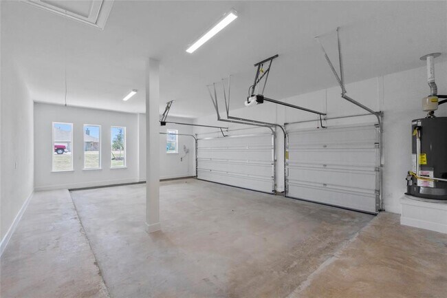 Building Photo - 405 Ocate Mesa Trail