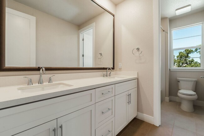 Building Photo - Newly Built 5BR Luxury Home in El Dorado Hills – 3,926 Sq Ft!