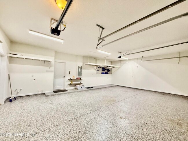 Building Photo - 154 Kiwi Palm Ct