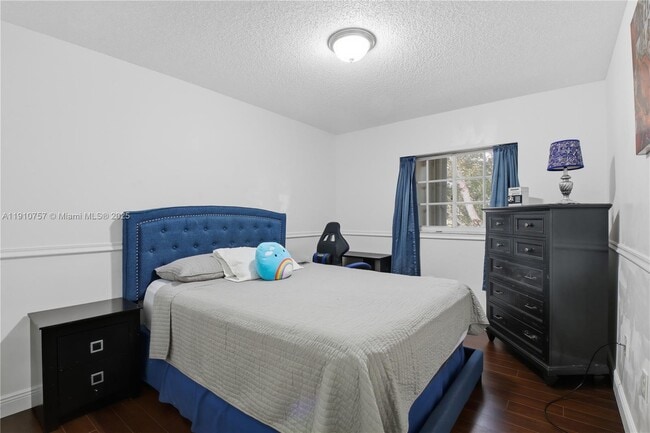 Building Photo - 7141 SW 158th Ct