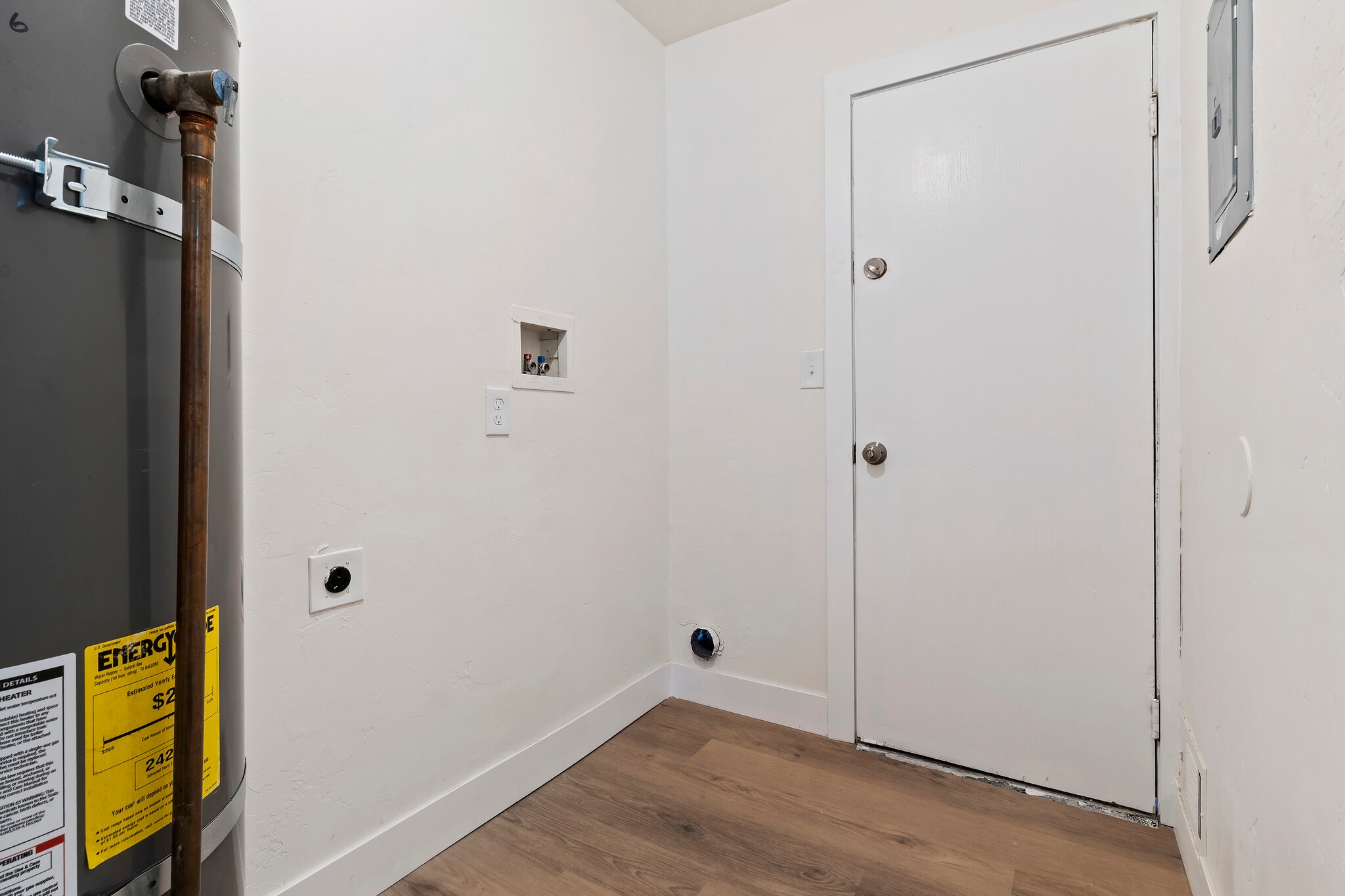 Building Photo - 291 E Garden Ave