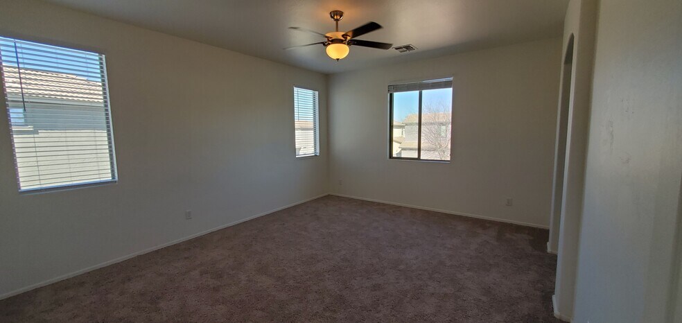 Master Bedroom - 3951 S Splendor Plz