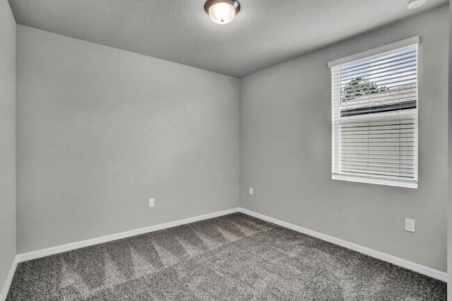 Building Photo - Modern Energy-Efficient Home in Gated Cagan Crossing
