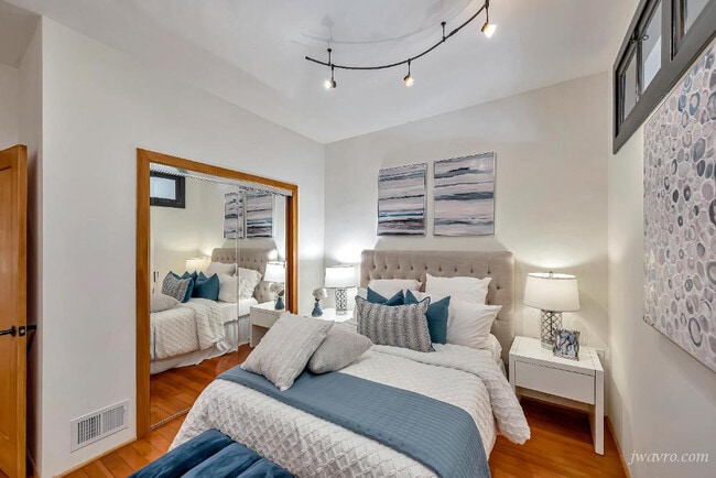 Building Photo - 17 Fresno St