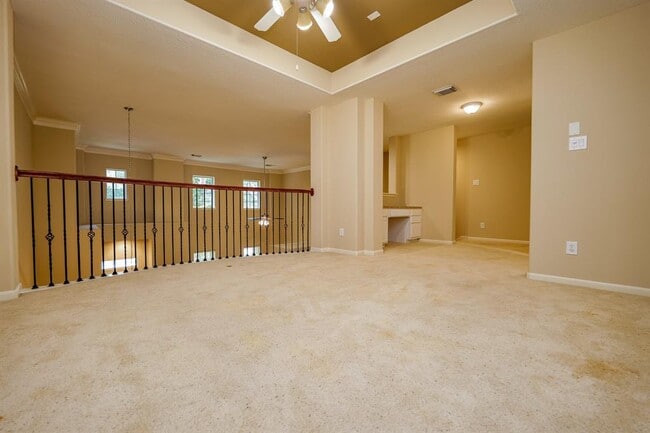 Building Photo - 30 Crocus Petal St