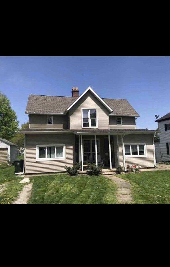 Building Photo - 121 E Jackson St