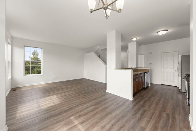 Building Photo - 1034 Turin Dr