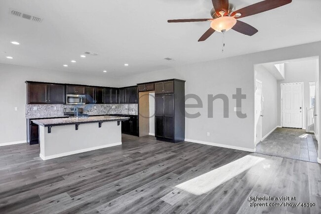 Building Photo - 3384 Amanecer Ave