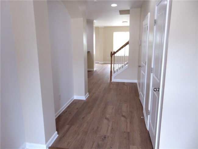 Building Photo - 5227 Mill Way