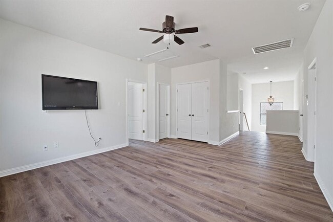 Building Photo - 3800 Juniper Hills St