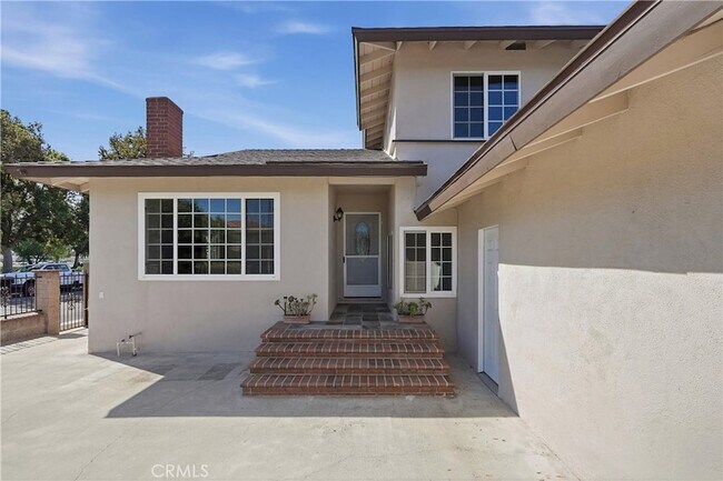 Building Photo - 6912 Tahiti Dr