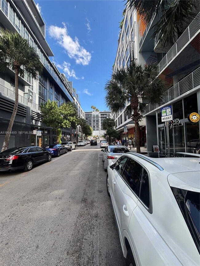 Building Photo - 250 NW 24th St