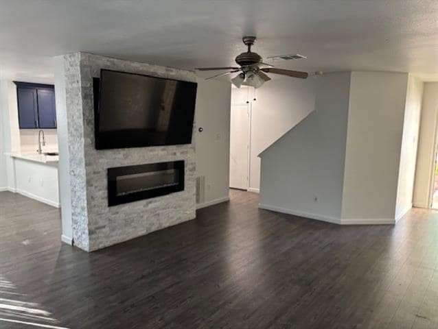 Building Photo - 3024 St Ursula Dr