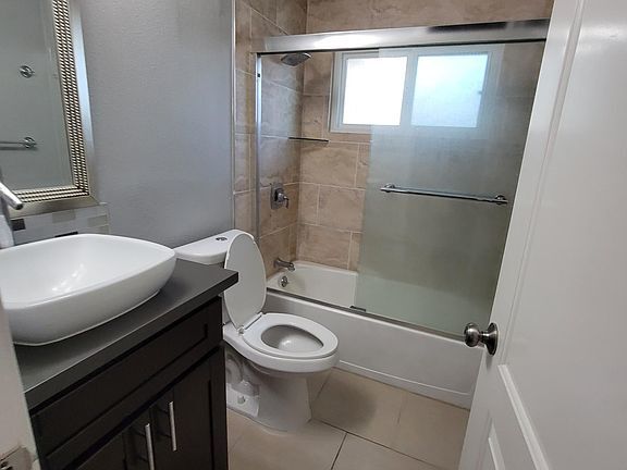 Building Photo - Clean, remodeled unfurnished home for rent...