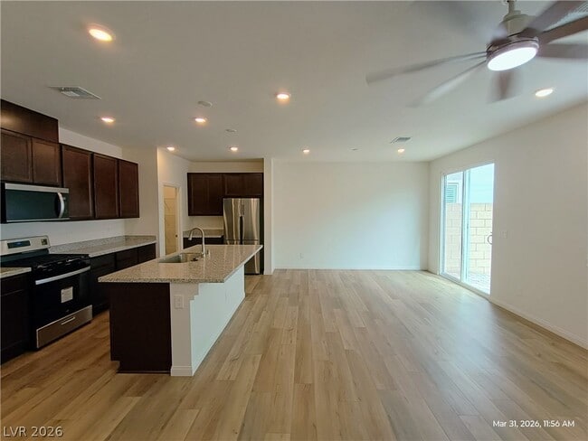 Building Photo - 9158 Surrey Wood St