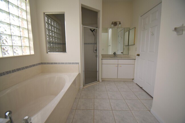 Building Photo - 1338 Cape May Ln
