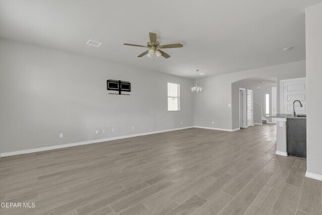 Building Photo - 12260 Desert Wolf Ave