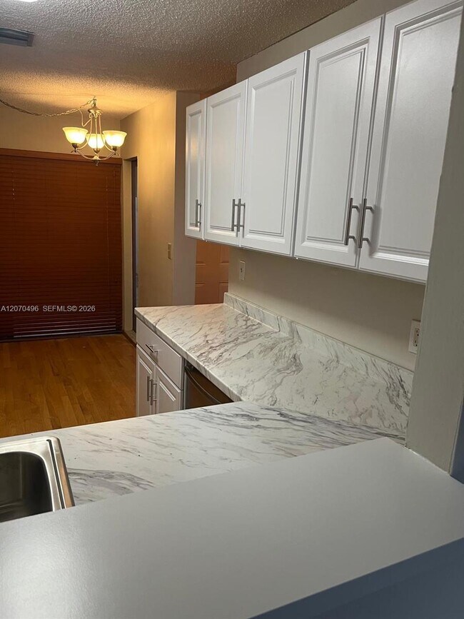 Building Photo - 3340 Torremolinos Ave