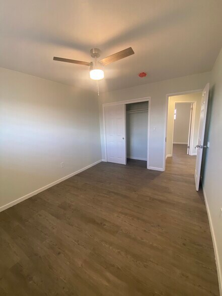 Building Photo - 12960 E 13th Pl