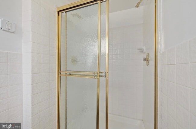 Building Photo - 4622 Upland Dr