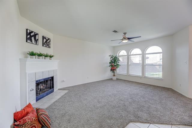 Building Photo - 12347 Red Hawk Dr