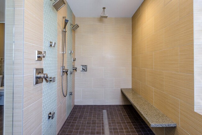 Building Photo - 9798 E Hidden Green Dr